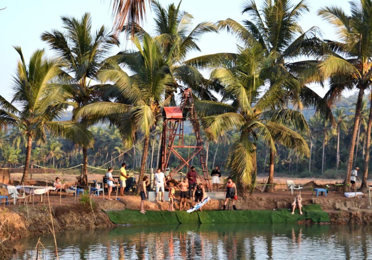 Отель Wake Park Goa Арамболь Экстерьер фото